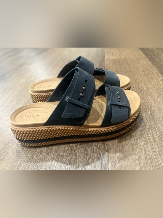 CROCS Shoes - CROCS Platform Sandals in Black and Tan